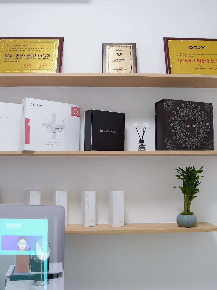 2025美業賺錢嗎？看懂趨勢與邏輯，這行仍藏黃金機遇