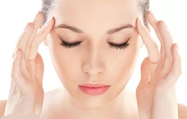 冬季護膚小知識：告別干燥敏感，養出冬日水潤肌