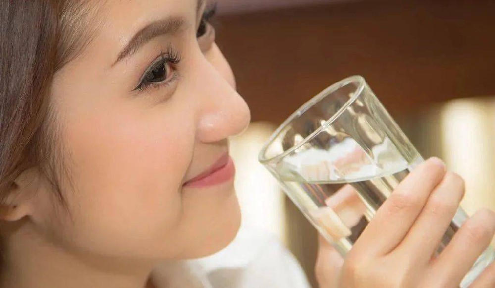 冬季皮膚該喝水啦！深層清潔是補(bǔ)水的“金鑰匙”