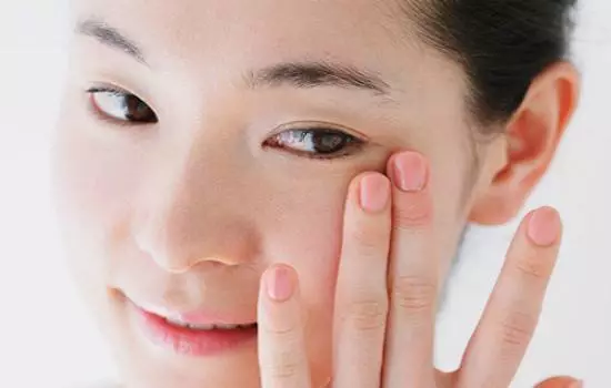 冬季皮膚屏障受損？別慌！這樣修護(hù)更高效