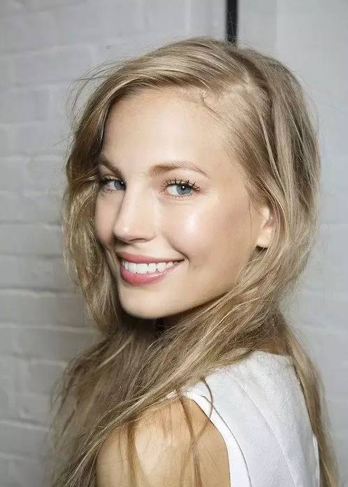 冬季肌膚缺水緊繃？科學(xué)補(bǔ)水攻略，喚醒水潤(rùn)肌底